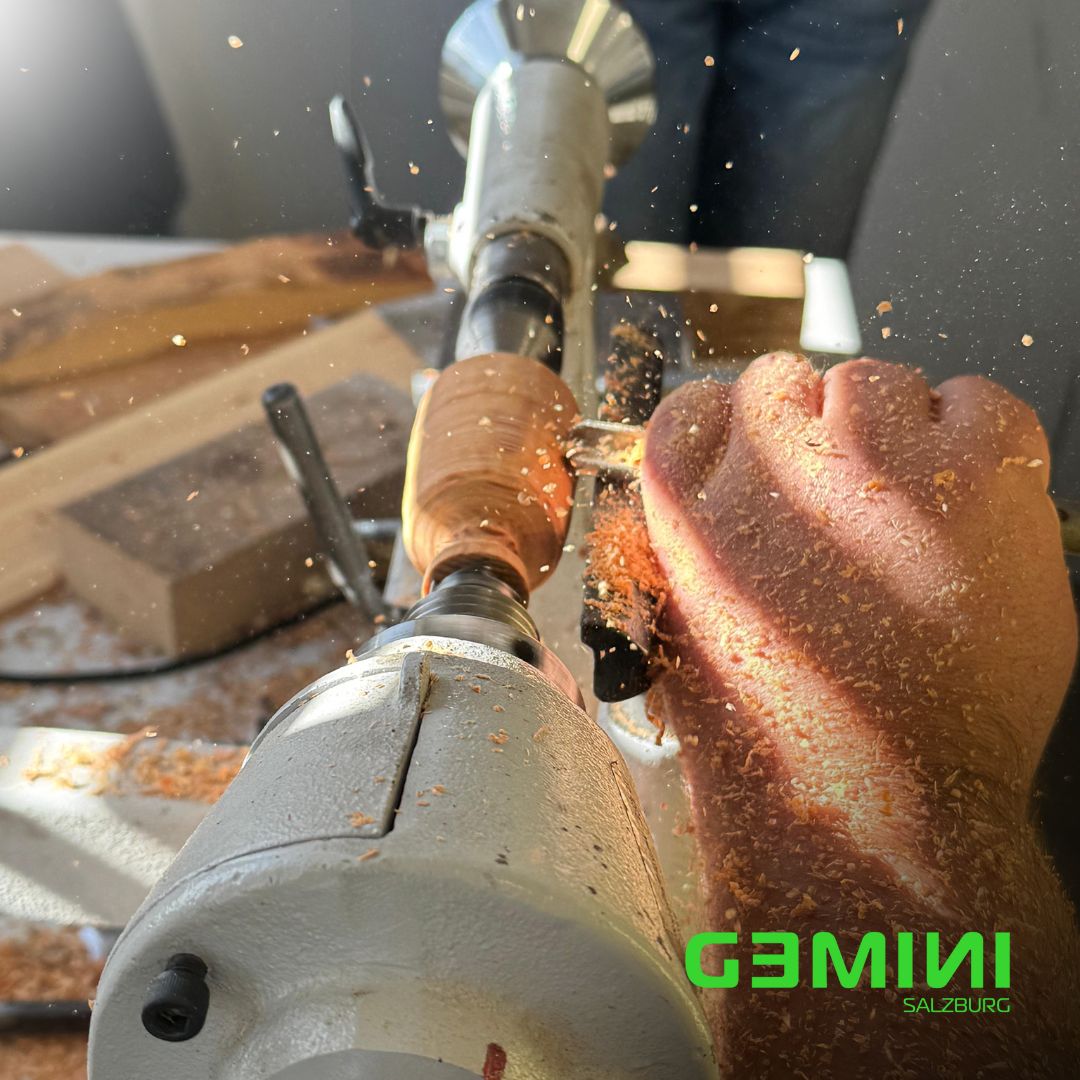 Kugelschreiber drechseln – mit Holz aus Nachbarsgarten